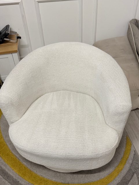 Professional upholstery cleaning in Central London restoring fabric sofa