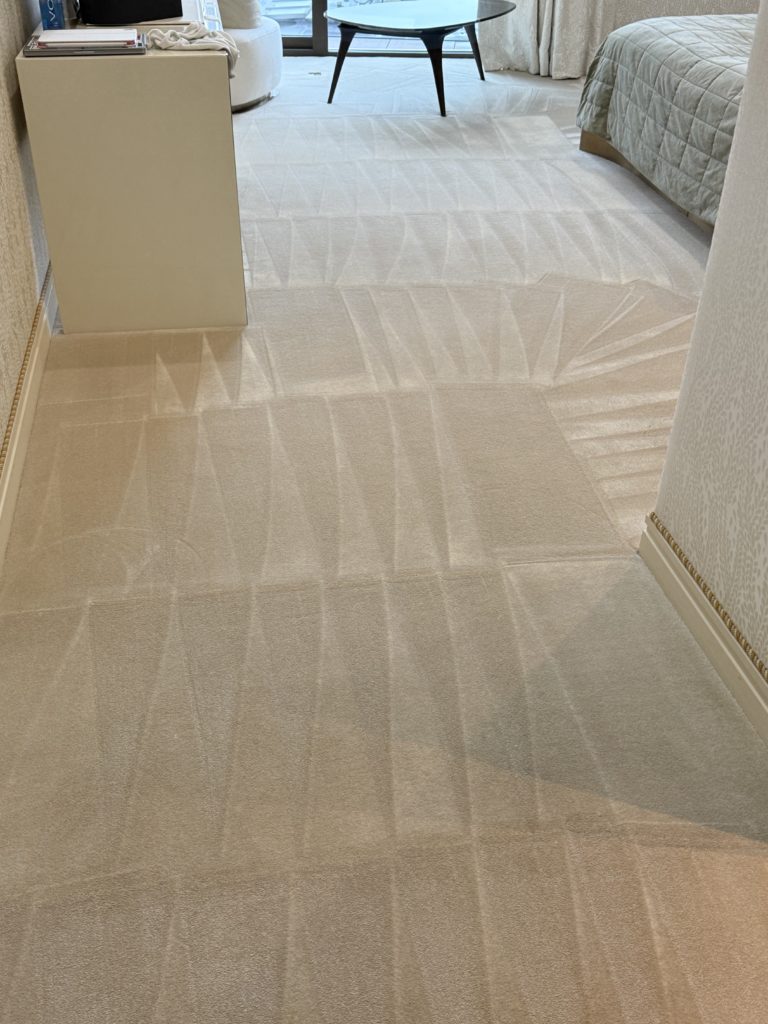 Luxury carpet cleaning results in Pimlico SW1 with deep clean finish and professional extraction lines